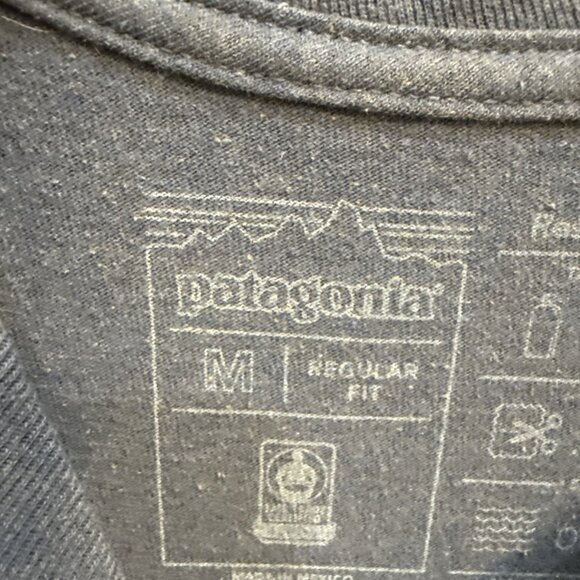Patagonia Buffalo Bison Shirt Mens Medium Blue Long Sleeve Logo Responsibili Tee - Picture 3 of 4
